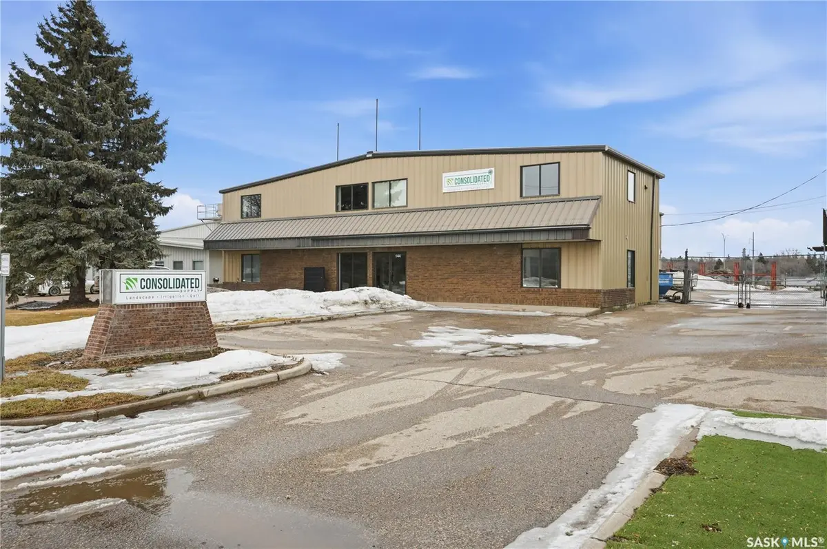 144 Cardinal CRESCENT, Saskatoon, SK S7L 6H6