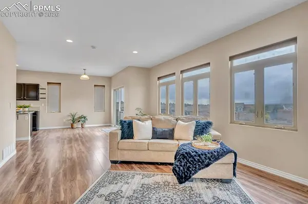 861 Circle RD, Palmer Lake, CO 80133