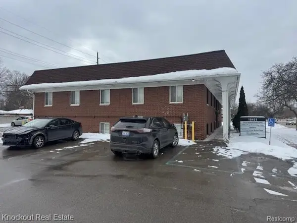 18451 W 12 Mile RD, Lathrup Village, MI 48076