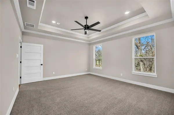 1064 Arbor Vista Drive, Azle, TX 76020