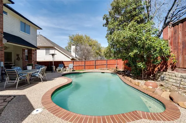 1405 Kingsbrook Circle, Mckinney, TX 75072