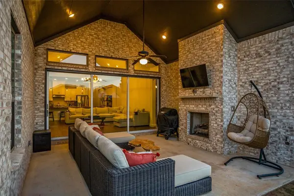 9601 Boulder Point Road, Oak Point, TX 75068