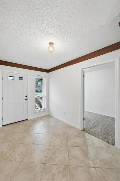 1709 Princeton Drive, Arlington, TX 76015