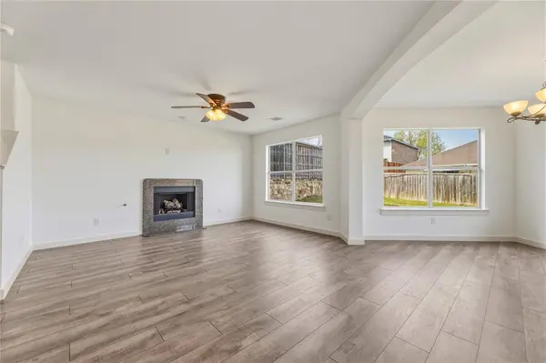 9808 Rockledge Road, Fort Worth, TX 76108