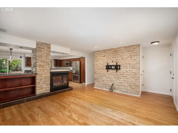 13205 SW Barberry DR, Beaverton, OR 97008