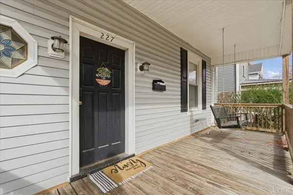 227 Denver Ave, Lynchburg, VA 24503