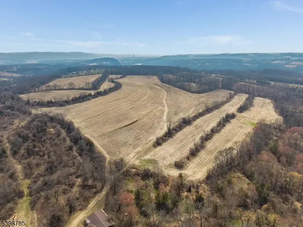 28 Serepta Rd, Knowlton Twp., NJ 07832