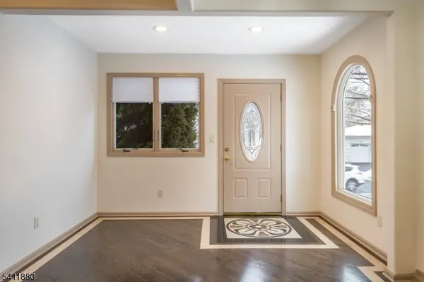 302 Walnut Ave, Cranford Twp., NJ 07016