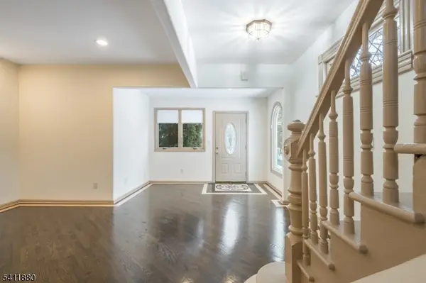 302 Walnut Ave, Cranford Twp., NJ 07016