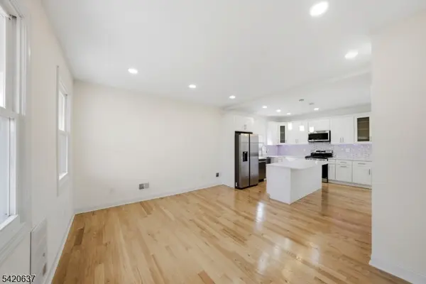 1 Foster St, Clifton City, NJ 07011