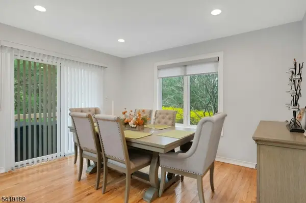 1 Sherwood Dr, Mountain Lakes Boro, NJ 07046