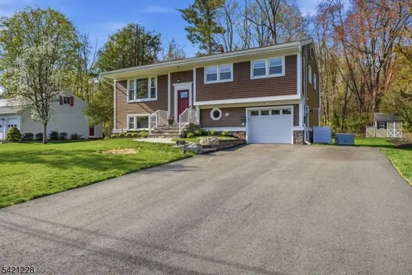 317 Rexland Dr, Boonton Town, NJ 07005