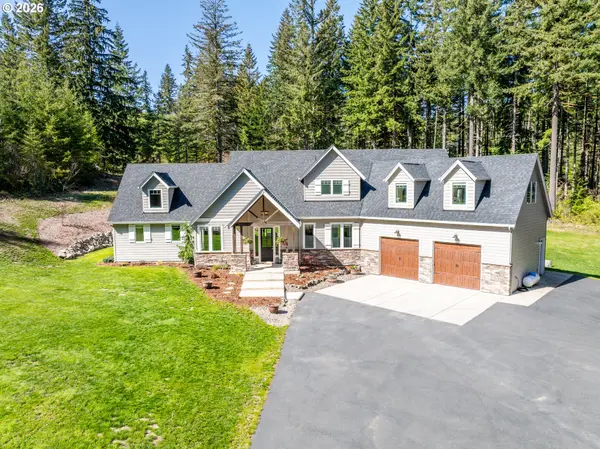 411 Five Peaks DR, Kalama, WA 98625