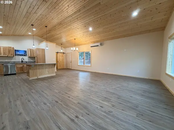 655 Ajax ST, Sumpter, OR 97877