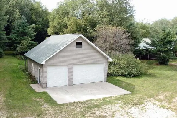22848 13 Mile RD, Big Rapids Twp, MI 49307