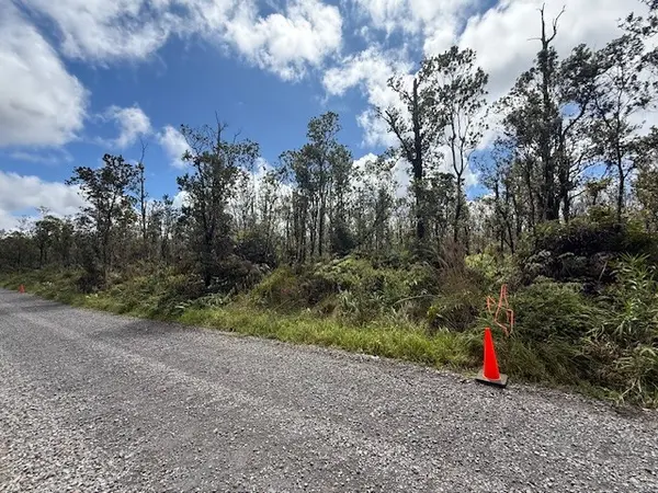 11-2575 RD, Volcano, HI 96785