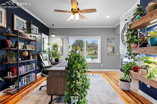 1520 Old Antlers WAY, Monument, CO 80132