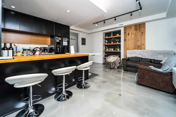 351 Skeena CRES W #2 (back), Lethbridge, AB T1J 5K3