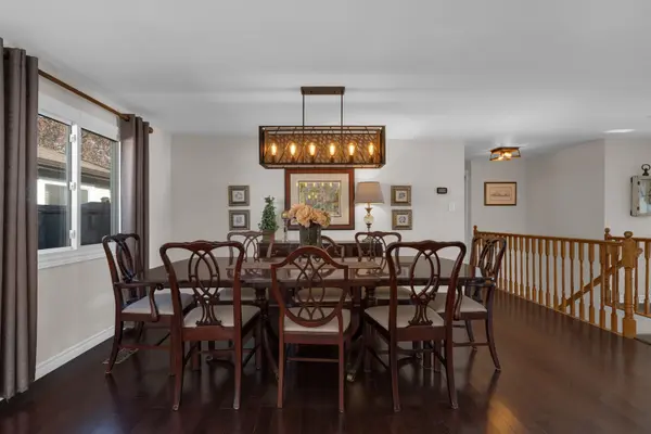 13 Coles ST, Barrie, ON L4N 5W8