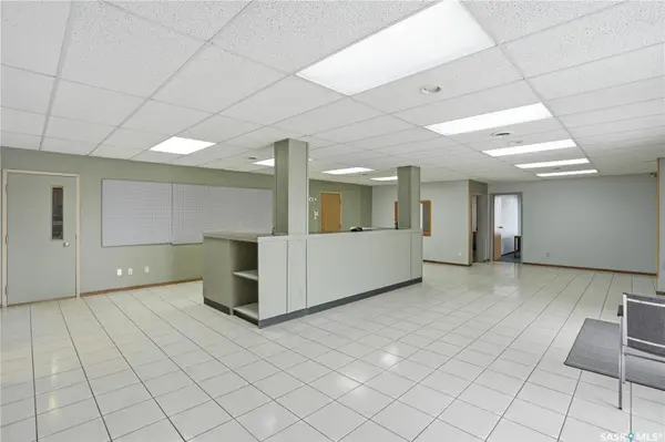 144 Cardinal CRESCENT, Saskatoon, SK S7L 6H6