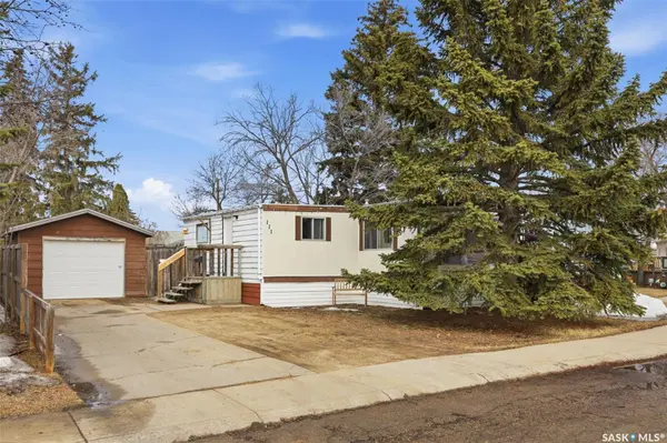 111 LELAND TERRACE, Saskatoon, SK S7H 5A1