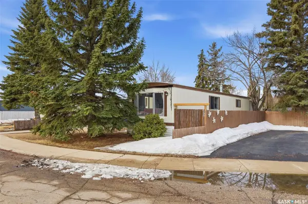 111 LELAND TERRACE, Saskatoon, SK S7H 5A1