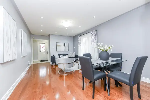 5922 Delle Donne DR, Mississauga, ON L5M 7A3