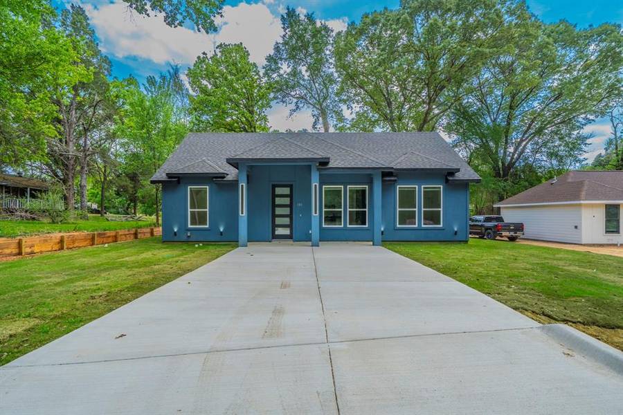 101 Bayside Drive, Malakoff, TX 75148