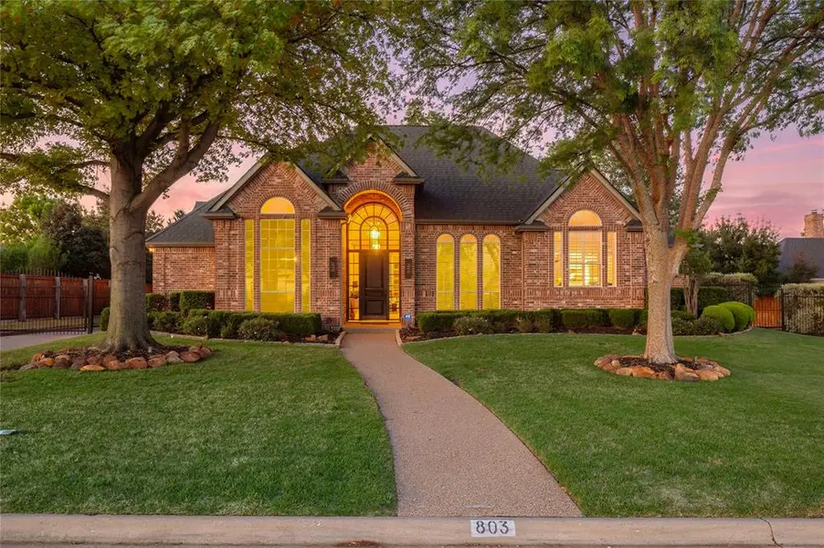 803 Columbia Drive, Southlake, TX 76092