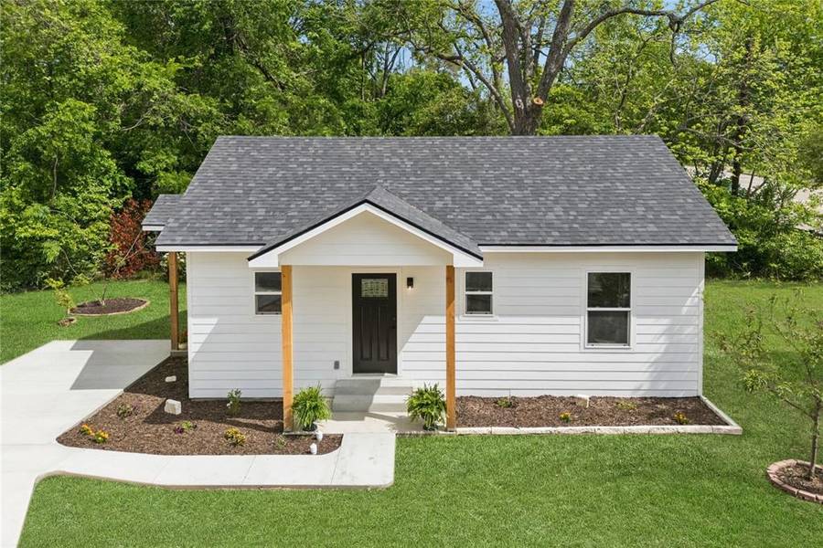 951 S Trade Days Boulevard, Canton, TX 75103