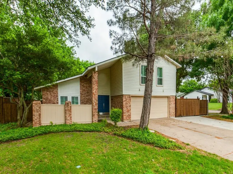 1700 Aurora Drive, Richardson, TX 75081