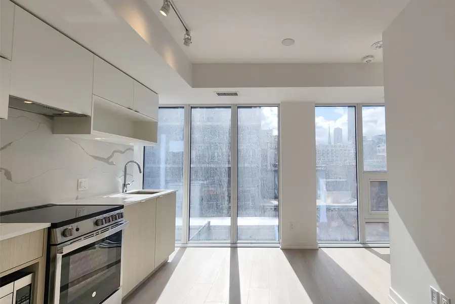 100 Queen ST E #908, Toronto C08, ON M5C 0B5