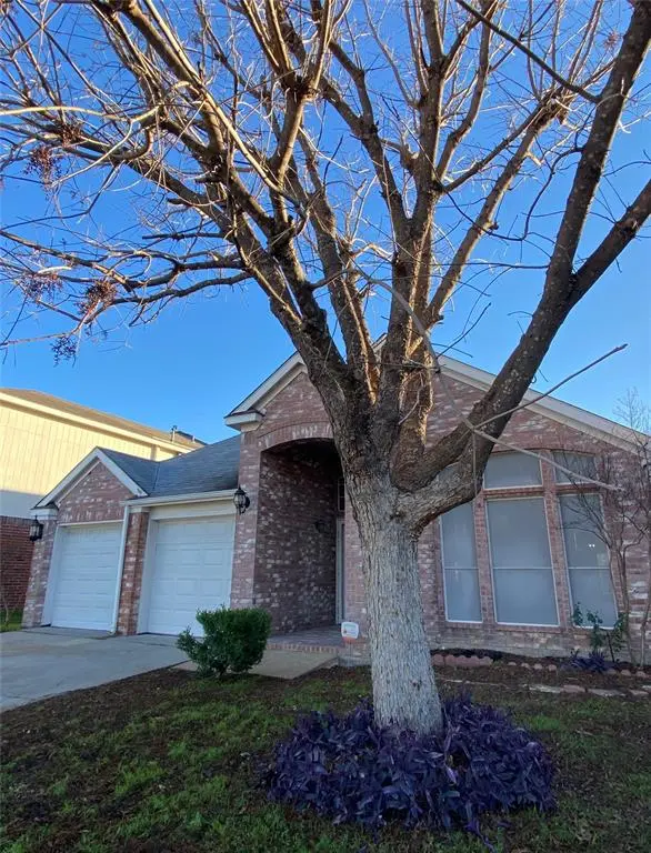 6804 Braeview Drive, Fort Worth, TX 76137