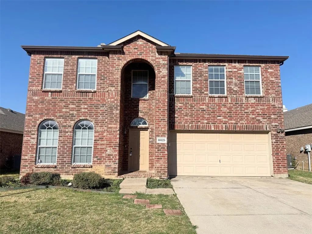10125 Sourwood Drive, Fort Worth, TX 76244
