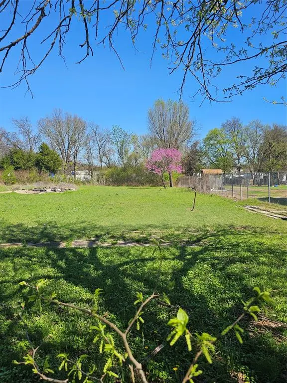 3310 Balomede Street, Lancaster, TX 75134