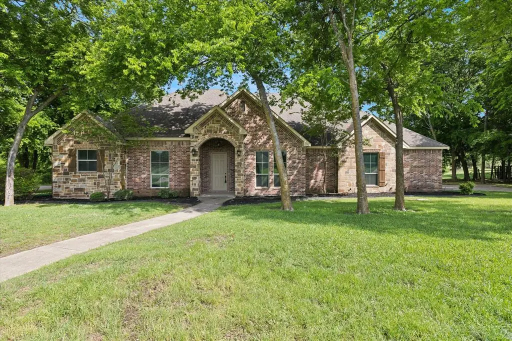 1151 Ashemore Court, Midlothian, TX 76065