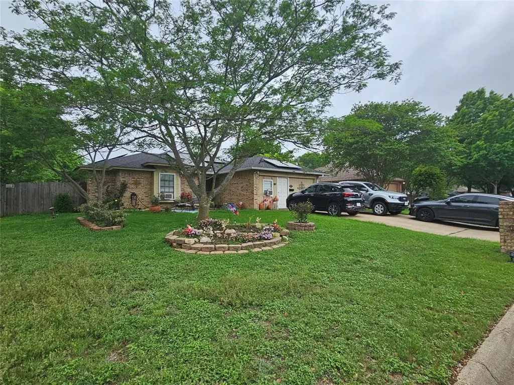1306 Clearfield Drive, Cleburne, TX 76033