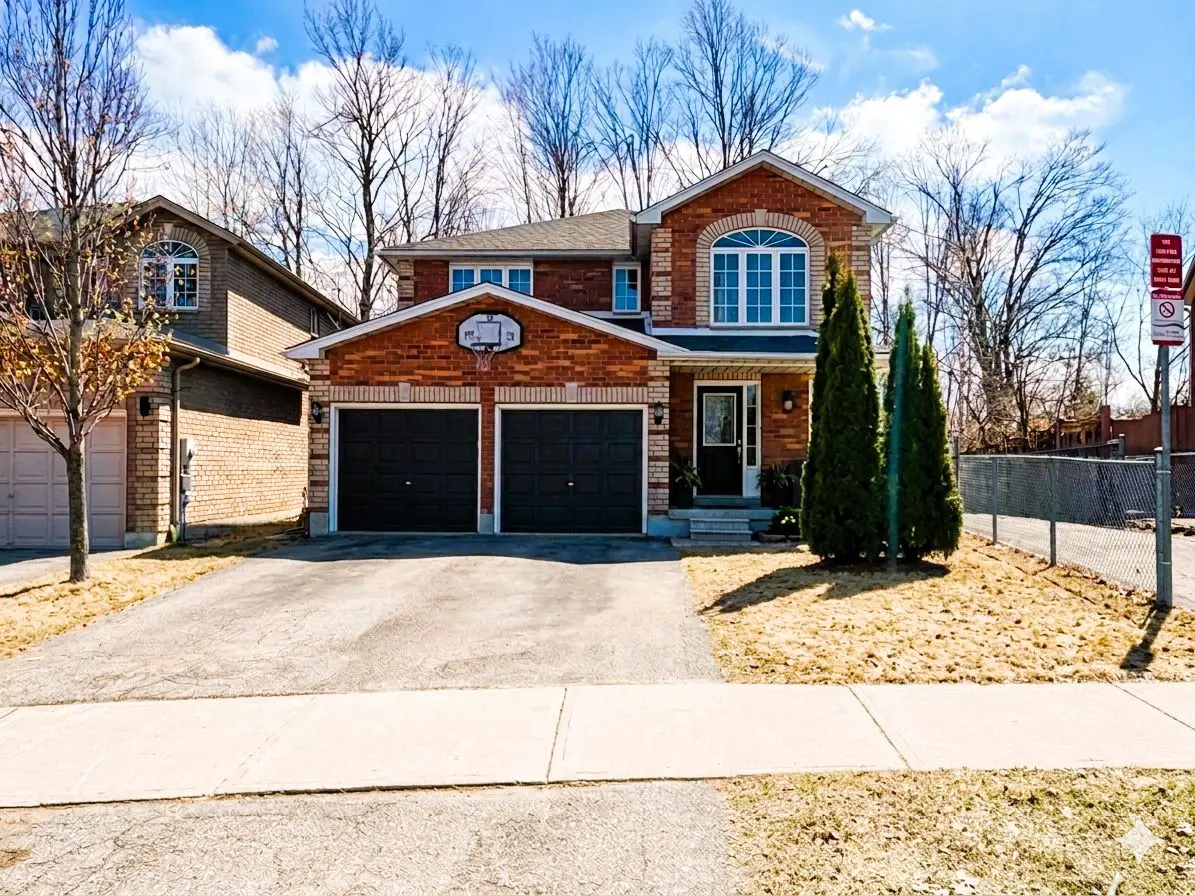 53 Stollar BLVD #UPPER, Barrie, ON L4M 6N3