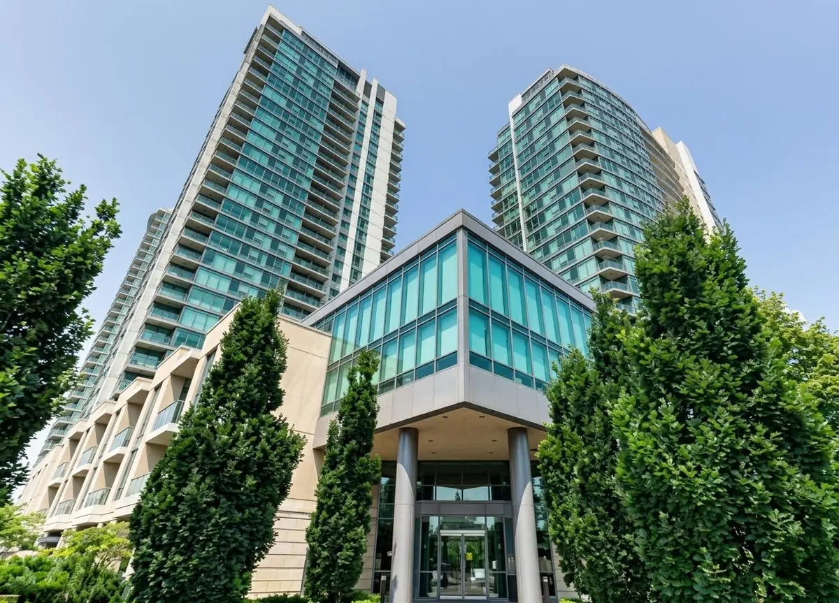 205 Sherway Gardens RD #2006, Toronto W08, ON M9C 0A5