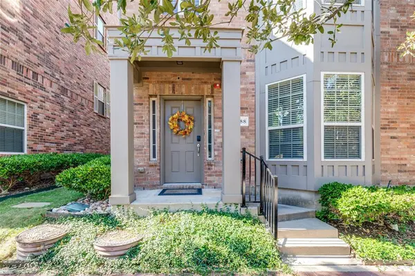 3888 Everwood Lane, Addison, TX 75001