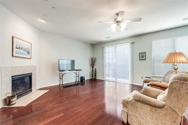 3888 Everwood Lane, Addison, TX 75001