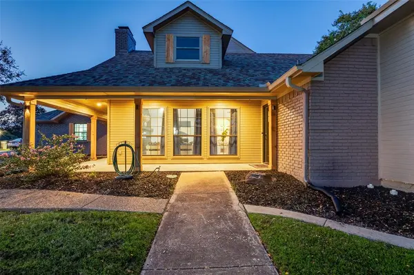 2209 Vicksburg Drive, Sachse, TX 75048