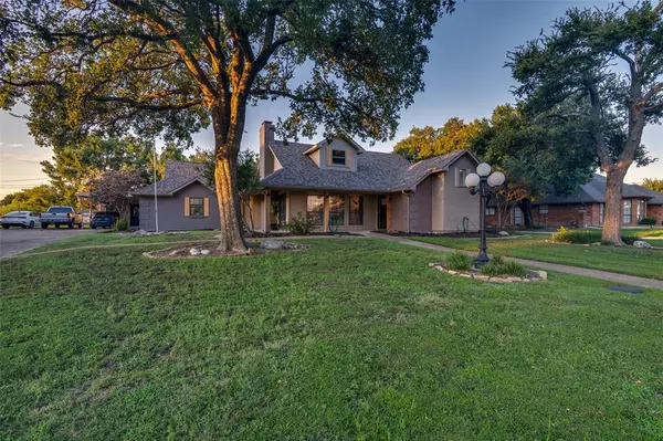 2209 Vicksburg Drive, Sachse, TX 75048