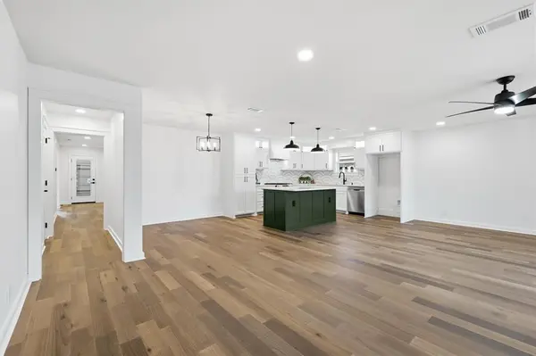 8454 Swift Avenue, Dallas, TX 75228