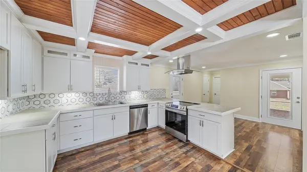 539 E Edmonson Avenue, Athens, TX 75751