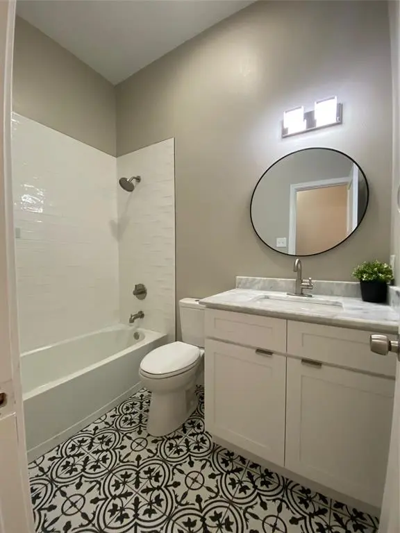 6804 Braeview Drive, Fort Worth, TX 76137