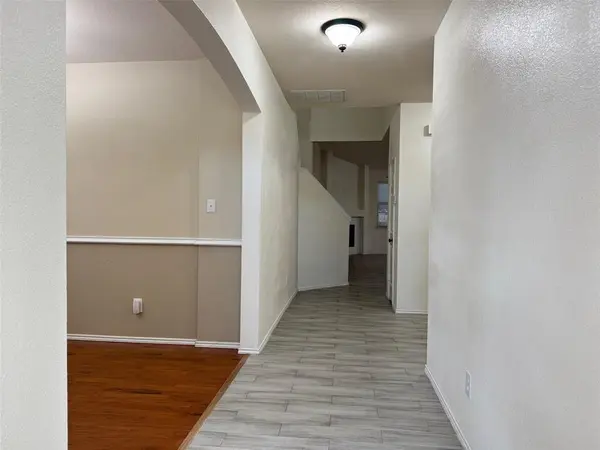 10125 Sourwood Drive, Fort Worth, TX 76244