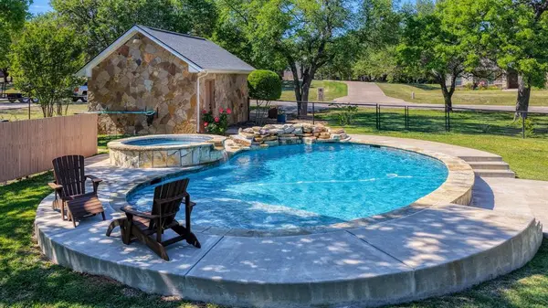 3707 De Cordova Ranch Road, Granbury, TX 76049