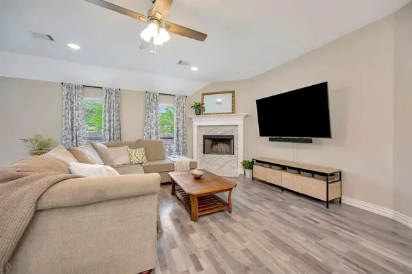 608 Perry Drive, White Settlement, TX 76108