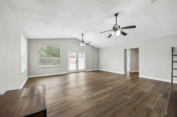 597 E Main Street, Van, TX 75790